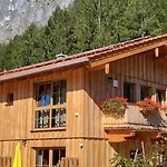 Διαμέρισμα Nickis Bergcamp *