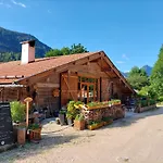 Nickis Bergcamp דירה