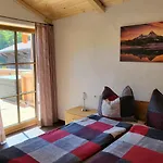 Nickis Bergcamp דירה