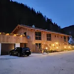 Lägenhet Nickis Bergcamp *