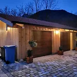 Nickis Bergcamp דירה שנייצלרויט